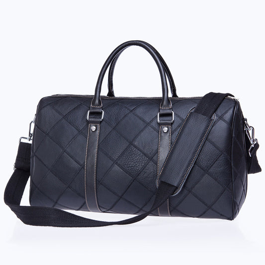 Feldacks black luxury leather duffel bag for men with quilted pattern and adjustable shoulder strap